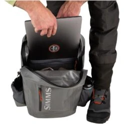 Simms Dry Creek Zip Waterproof Backpack 25L -Simms Shop 22a0016.7